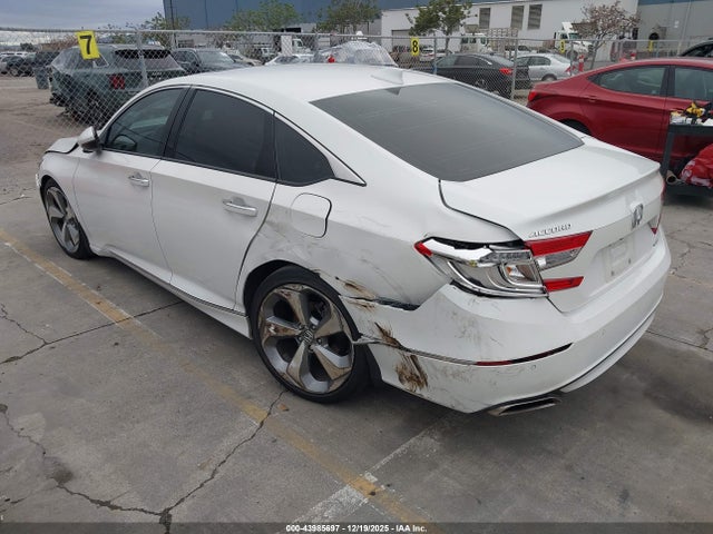 1HGCV1F96JA057942 Honda Accord Touring