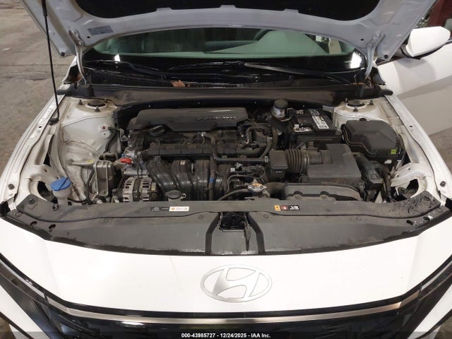 Hyundai ELANTRA SEL 2024 KMHLS4DG0RU644492 Image 10