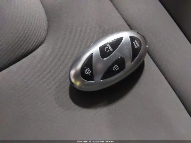 Hyundai ELANTRA SEL 2024 KMHLS4DG0RU644492 Image 11