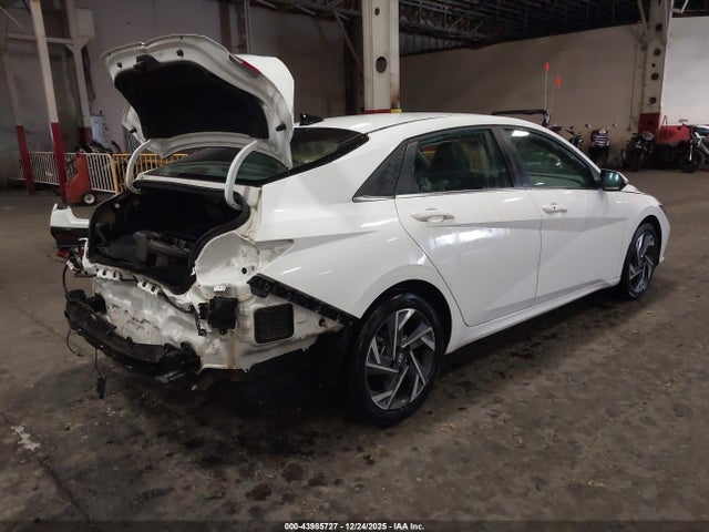 Hyundai ELANTRA SEL 2024 KMHLS4DG0RU644492 Image 4