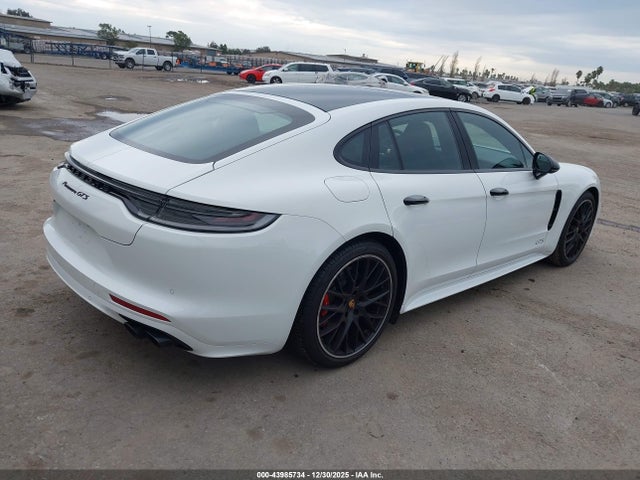 2023 PORSCHE PANAMERA WP0AG2A75PL135619 Photo 3