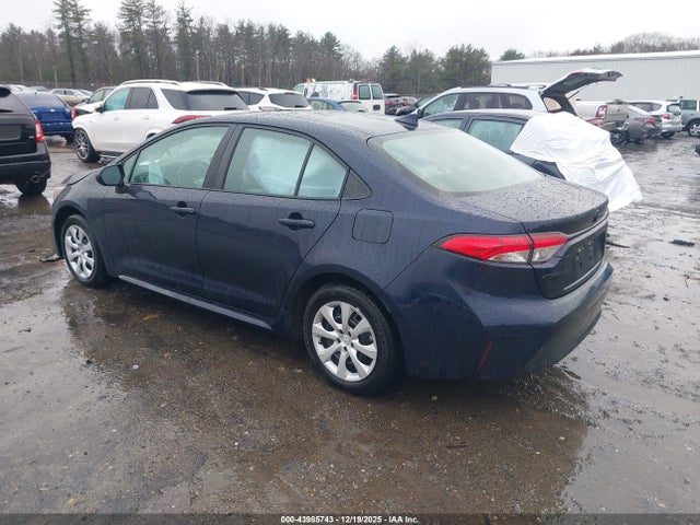 Toyota COROLLA LE 2025 5YFB4MDEXSP303287 Image 3