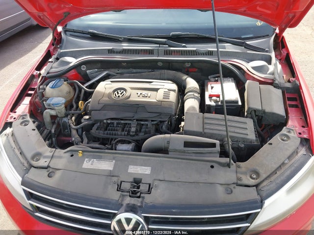 3VWD17AJ3GM231025 Volkswagen Jetta 1.8t Sport