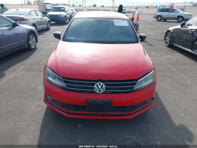 3VWD17AJ3GM231025 Volkswagen Jetta 1.8t Sport