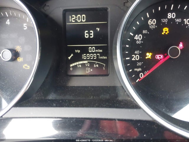 3VWD17AJ3GM231025 Volkswagen Jetta 1.8t Sport