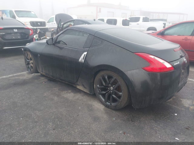 43985787 :رقم المزاد ، JN1AZ4EH9HM951062 vin ، 2017 Nissan 370z Nismo/nismo Tech/sport/sport Tech/touring مزاد بيع