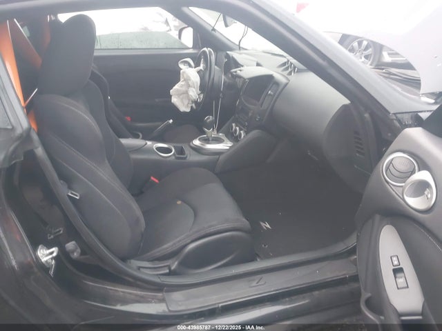 43985787 :رقم المزاد ، JN1AZ4EH9HM951062 vin ، 2017 Nissan 370z Nismo/nismo Tech/sport/sport Tech/touring مزاد بيع