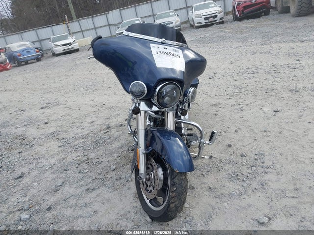 2009 HARLEY-DAVIDSON FLHX 1HD1KB41X9Y630165 Photo 4