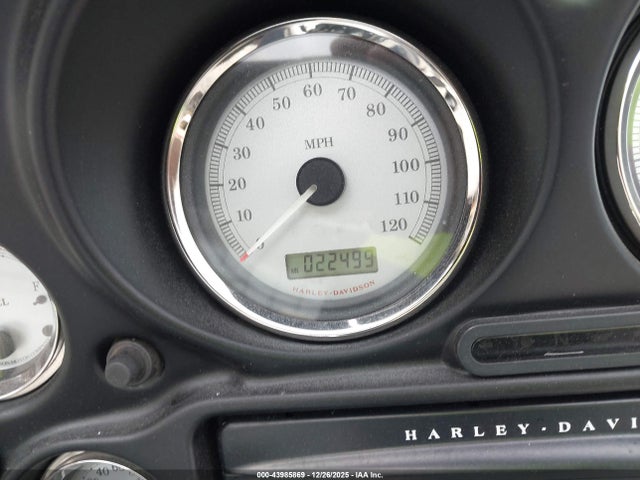 2009 HARLEY-DAVIDSON FLHX 1HD1KB41X9Y630165 Photo 6