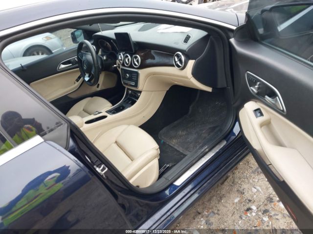 2018 MERCEDES-BENZ CLA 250 WDDSJ4GB0JN657010 Photo 4