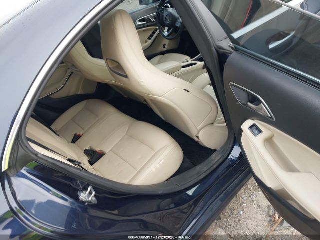 2018 MERCEDES-BENZ CLA 250 WDDSJ4GB0JN657010 Photo 7