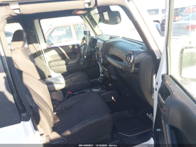 2015 JEEP WRANGLER 1C4AJWAG5FL684261 Photo 4