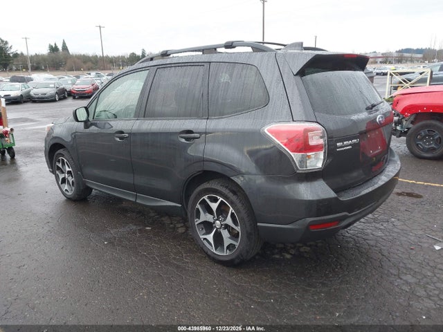 JF2SJAGC0HH585690 Subaru Forester 2.5i Premium