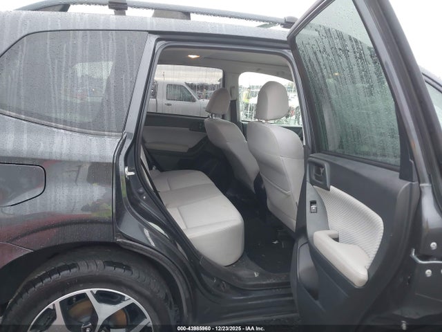 JF2SJAGC0HH585690 Subaru Forester 2.5i Premium