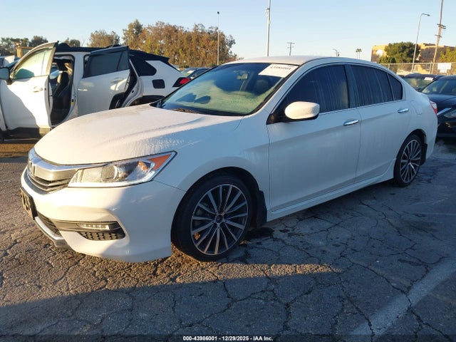 1HGCR2F52GA211076 Honda Accord Sport