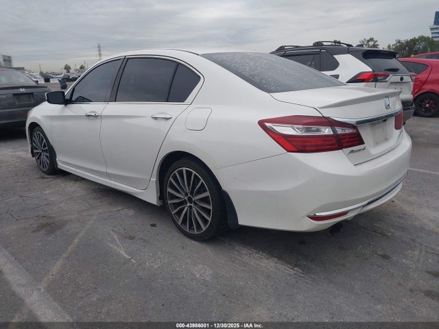 1HGCR2F52GA211076 Honda Accord Sport