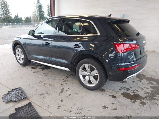 2019 AUDI Q5 WA1BNAFY9K2126811 Photo 2