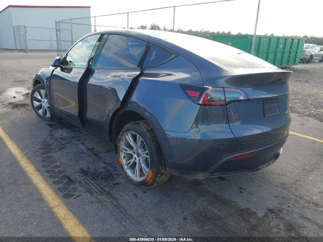 Продажа на аукционе авто 2023 Tesla Model Y, vin: 7SAYGDEE6PF892294, номер лота: 43986030