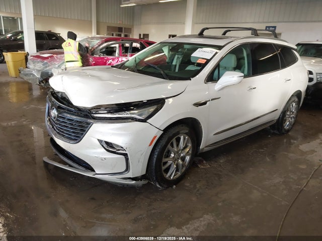 2024 Buick Enclave Essence Awd მანქანა იყიდება აუქციონზე, vin: 5GAEVAKW5RJ101963, აუქციონის ნომერი: 43986039