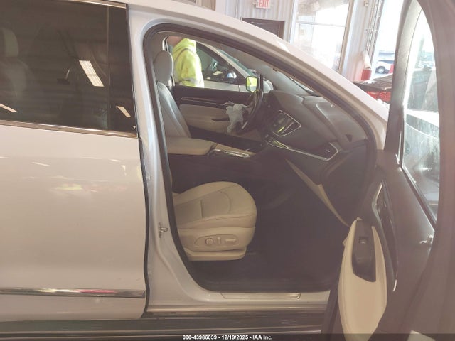 2024 Buick Enclave Essence Awd მანქანა იყიდება აუქციონზე, vin: 5GAEVAKW5RJ101963, აუქციონის ნომერი: 43986039