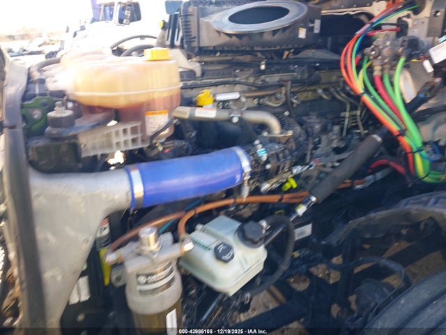 3AKJHHDR3PSNZ3671 Freightliner Detroit Diesel Dd15