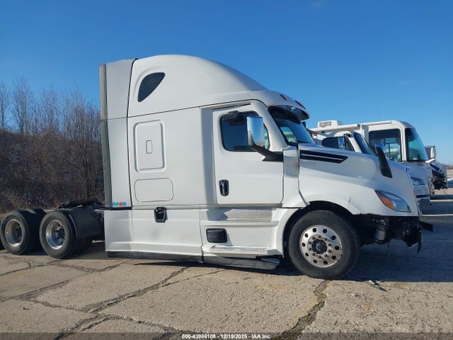 3AKJHHDR3PSNZ3671 Freightliner Detroit Diesel Dd15