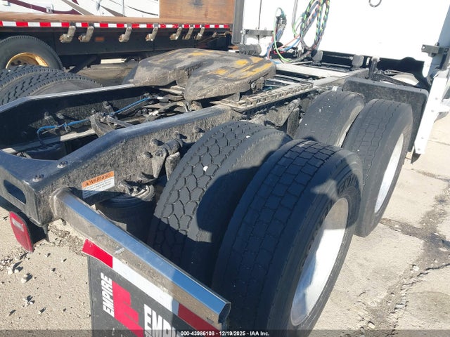 3AKJHHDR3PSNZ3671 Freightliner Detroit Diesel Dd15