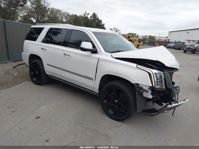 2018 CADILLAC ESCALADE 1GYS4DKJ2JR288556