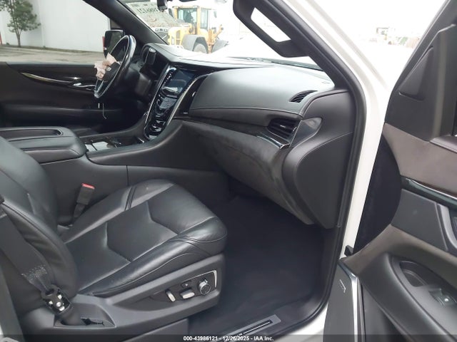 2018 CADILLAC ESCALADE 1GYS4DKJ2JR288556 Photo 4