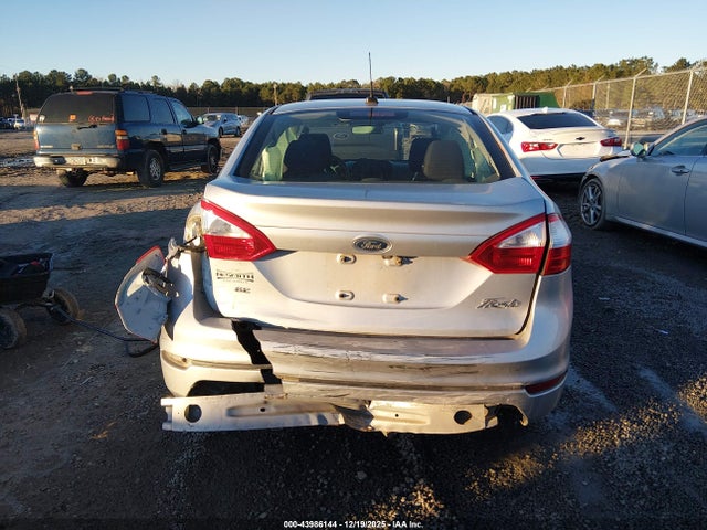 3FADP4BJ2KM115473 Ford FIESTA SE