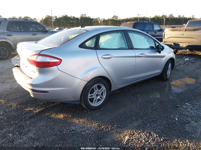 3FADP4BJ2KM115473 Ford FIESTA SE
