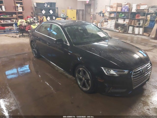 2018 AUDI A4 WAUENAF46JA118702 Photo 0