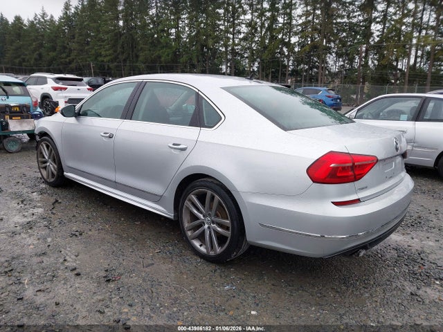 1VWAT7A32GC053222 Volkswagen Passat 1.8t R-line