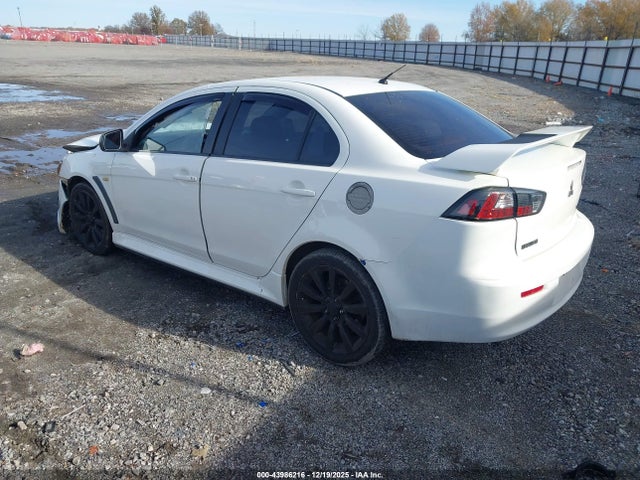 2011 MITSUBISHI LANCER JA32U8FW2BU044759 Photo 2