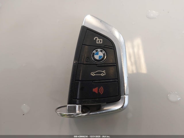 2019 BMW X6 5UXKU2C57K0Z65441 Photo 10
