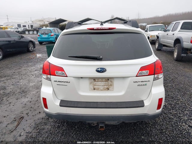 Subaru Outback 2.5i Limited 2014 4S4BRBPC8E3262165 Image 17