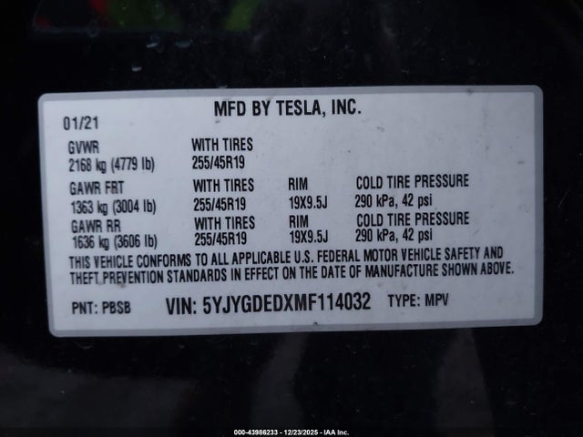 2021 TESLA MODEL Y 5YJYGDEDXMF114032 Photo 8