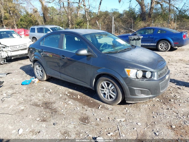 1G1JC5SH0F4182305 Chevrolet Sonic Lt Auto