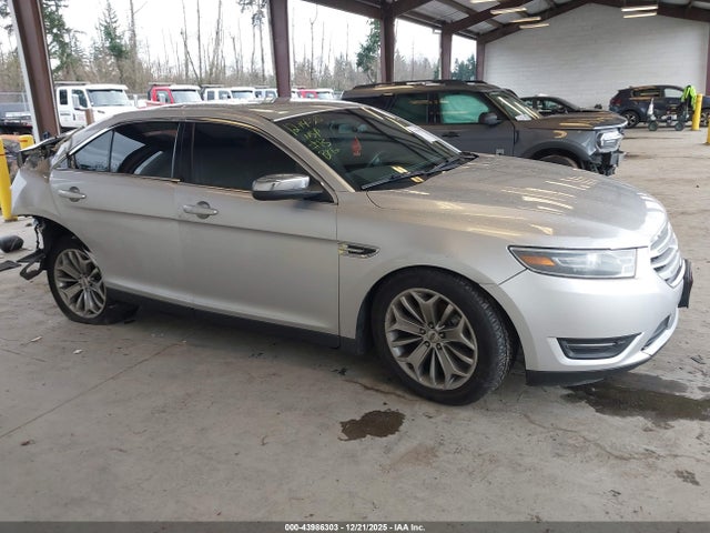 Ford Taurus Limited 2015 1FAHP2F98FG142912 Image 14