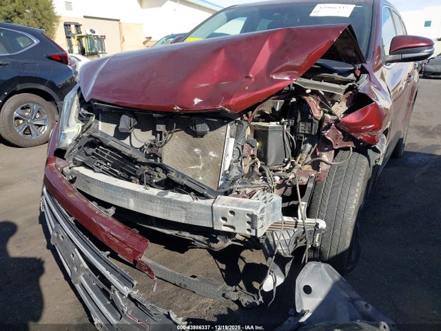 5TDZZRFH9JS274925 Toyota Highlander