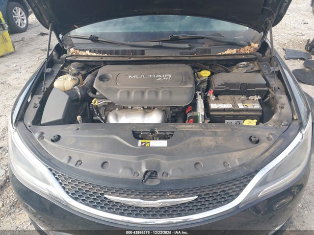 1C3CCCAB1GN106402 Chrysler 200 Limited
