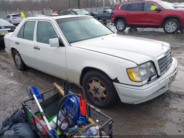 1994 MERCEDES-BENZ E WDBEA32E6RC146667