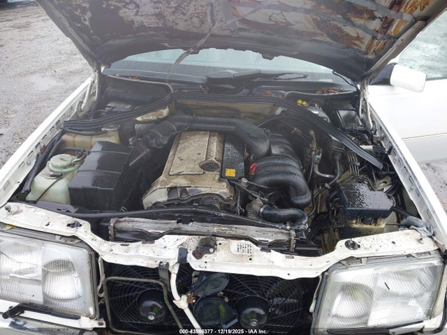 1994 MERCEDES-BENZ E WDBEA32E6RC146667 Photo 9