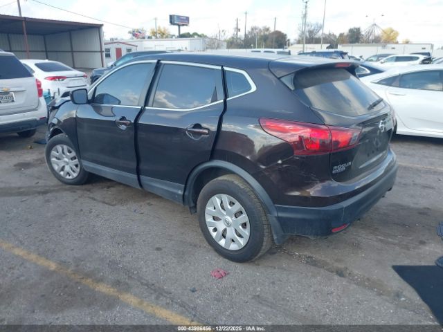 2017 NISSAN ROGUE SPORT JN1BJ1CP3HW001062 Photo 2