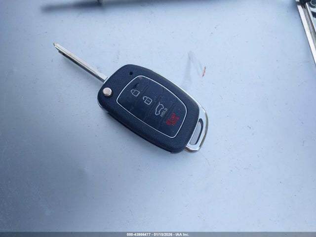 5NPE24AF6FH245391 Hyundai SONATA SE