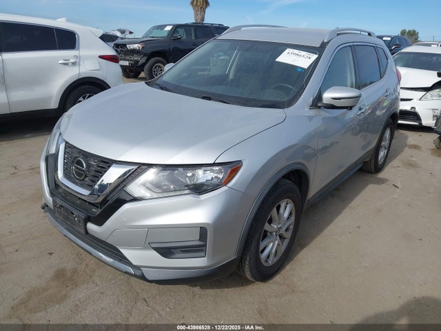 Nissan ROGUE SV 2018 JN8AT2MT2JW492237 Image 2
