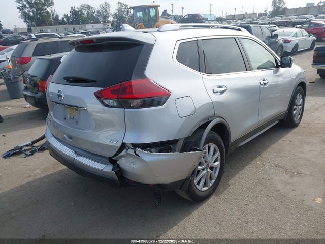 Nissan ROGUE SV 2018 JN8AT2MT2JW492237 Image 4