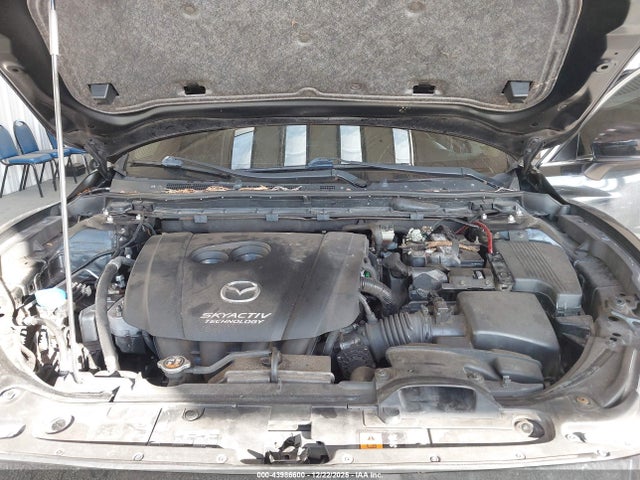 2017 MAZDA MAZDA6 JM1GL1V53H1103645 Photo 9