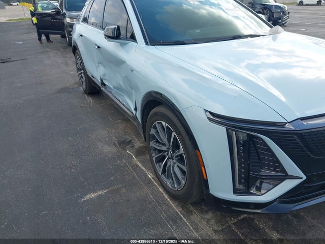 2025 CADILLAC LYRIQ 1GYKPURK4SZ317479 Photo 5