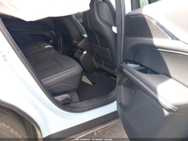 2025 CADILLAC LYRIQ 1GYKPURK4SZ317479 Photo 7